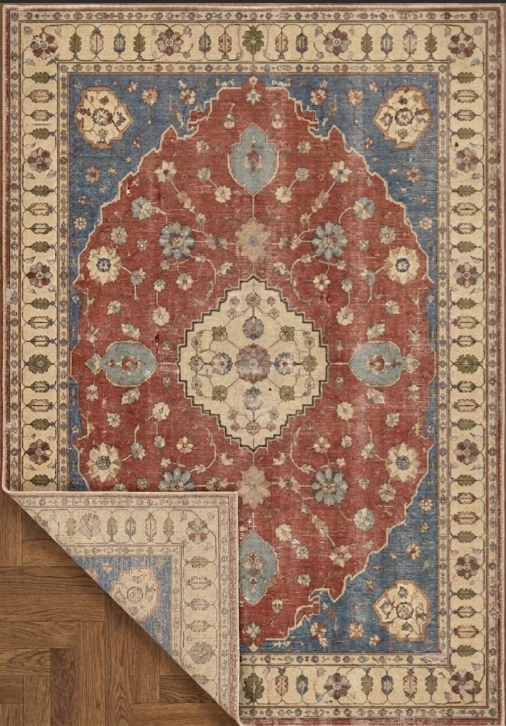 Şönil dokuma pamuk taban halı, geleneksel motifleri modern çizgilerle buluşturan dekoratif kilim seçeneği